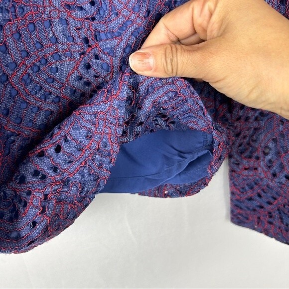 Banana Republic lace crochet overlay blouse top M - Picture 4 of 8